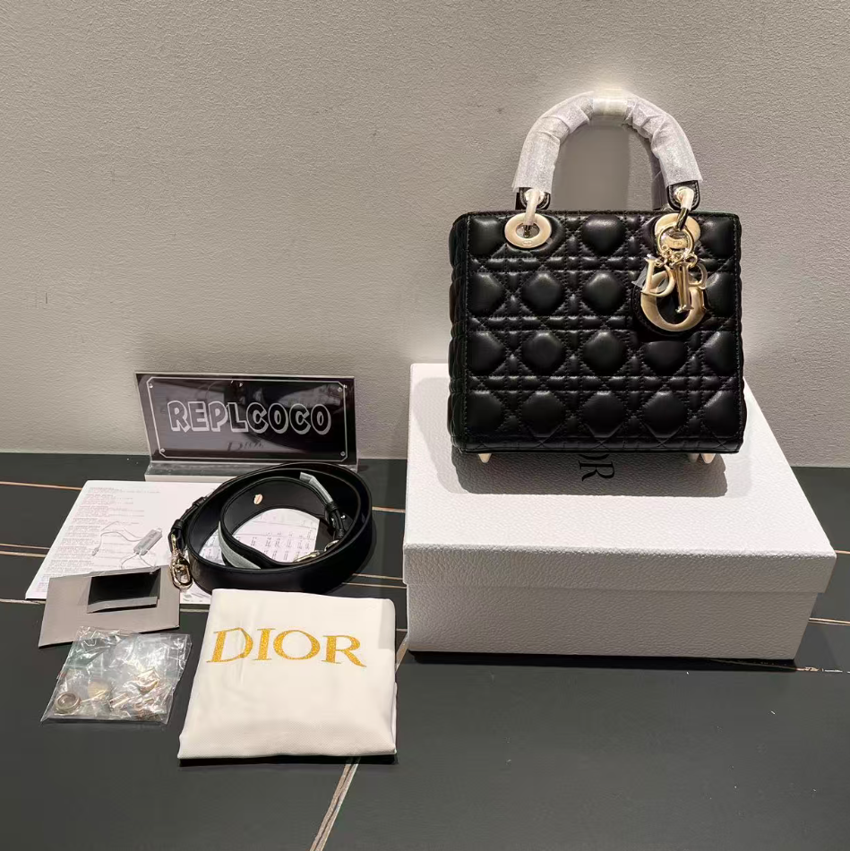 Tiêu đề: ReplCoco – Thiên đường túi xách và phụ kiện siêu cấp, uy tín hàng đầu tại Việt Nam